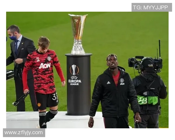 曼联传奇背后的成长历程从青涩少年到璀璨巨星的奋斗之路